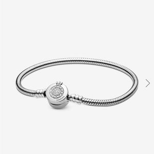 Pandora Moments Sparkling Crown Snake Bracelet